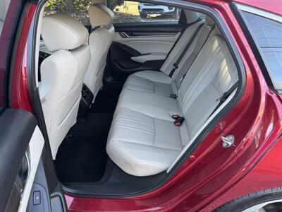 2018 Honda Accord Touring   - Photo 18 - Loganville, GA 30052