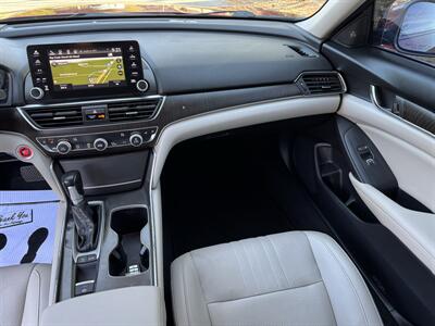 2018 Honda Accord Touring   - Photo 15 - Loganville, GA 30052