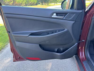 2019 Hyundai TUCSON Night - Photo 8 - Loganville, GA 30052