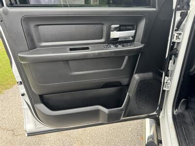 2019 RAM 3500 Tradesman   - Photo 9 - Loganville, GA 30052