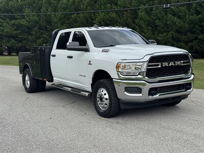 2019 RAM 3500 Tradesman   - Photo 3 - Loganville, GA 30052