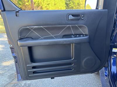 2010 Honda Element SC   - Photo 8 - Loganville, GA 30052