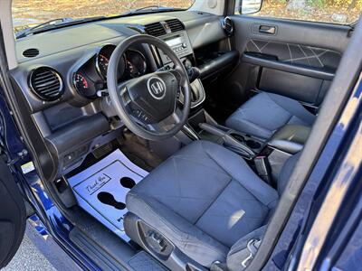 2010 Honda Element SC   - Photo 7 - Loganville, GA 30052