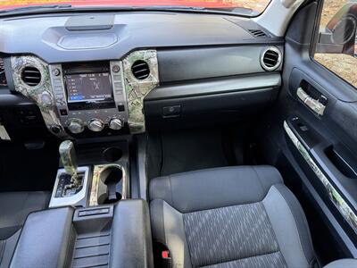 2018 Toyota Tundra SR5   - Photo 17 - Loganville, GA 30052