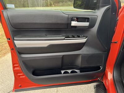 2018 Toyota Tundra SR5   - Photo 8 - Loganville, GA 30052