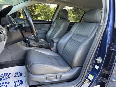 2004 Honda Accord EX V-6   - Photo 8 - Loganville, GA 30052