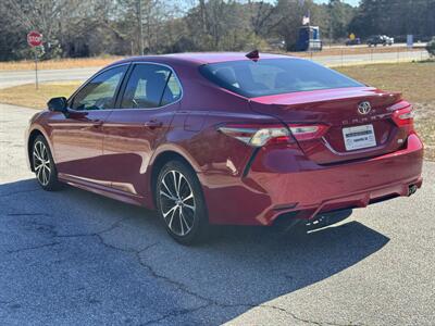 2019 Toyota Camry SE   - Photo 6 - Loganville, GA 30052