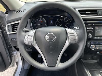 2014 Nissan Rogue SV   - Photo 10 - Loganville, GA 30052