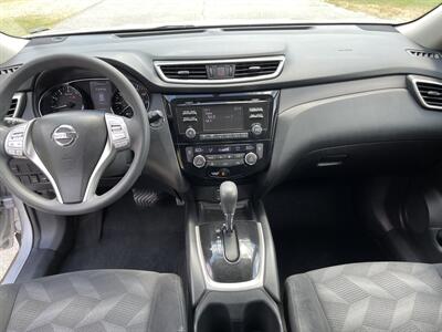 2014 Nissan Rogue SV   - Photo 11 - Loganville, GA 30052