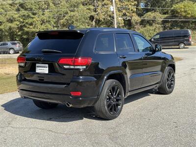 2019 Jeep Grand Cherokee Altitude   - Photo 4 - Loganville, GA 30052