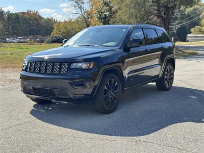 2019 Jeep Grand Cherokee Altitude   - Photo 3 - Loganville, GA 30052