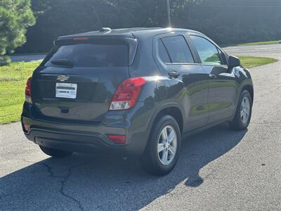 2020 Chevrolet Trax LS - Photo 6 - Loganville, GA 30052