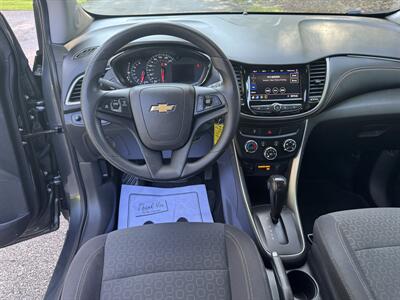 2020 Chevrolet Trax LS - Photo 11 - Loganville, GA 30052
