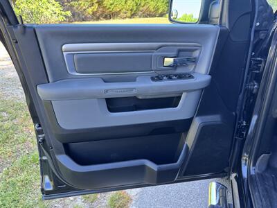 2017 RAM 1500 Big Horn   - Photo 9 - Loganville, GA 30052