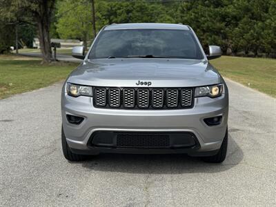 2018 Jeep Grand Cherokee Altitude   - Photo 2 - Loganville, GA 30052