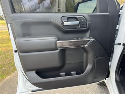 2021 Chevrolet Silverado 1500 LTZ   - Photo 8 - Loganville, GA 30052