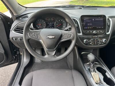 2021 Chevrolet Malibu LT   - Photo 11 - Loganville, GA 30052