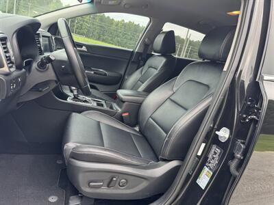 2019 Kia Sportage EX   - Photo 10 - Loganville, GA 30052