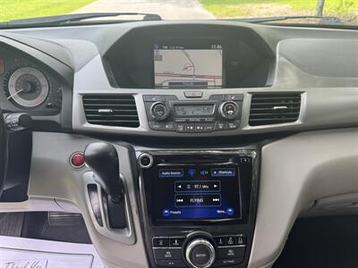 2015 Honda Odyssey Touring   - Photo 11 - Loganville, GA 30052