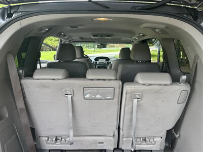 2015 Honda Odyssey Touring   - Photo 17 - Loganville, GA 30052