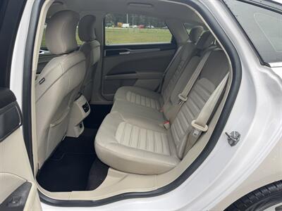 2019 Ford Fusion SE   - Photo 17 - Loganville, GA 30052