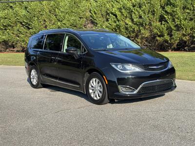 2019 Chrysler Pacifica Touring L   - Photo 3 - Loganville, GA 30052