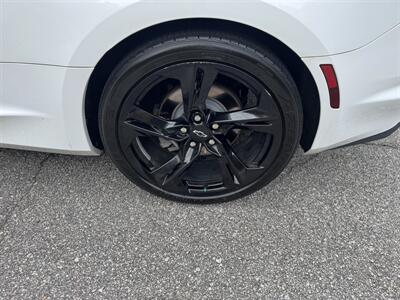 2021 Chevrolet Camaro LT   - Photo 14 - Loganville, GA 30052