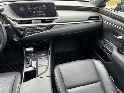 2020 Lexus ES   - Photo 15 - Loganville, GA 30052