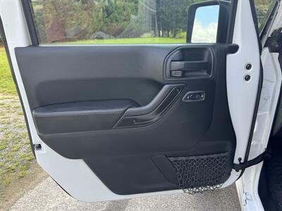 2017 Jeep Wrangler Unlimited Smoky Mountain - Photo 8 - Loganville, GA 30052