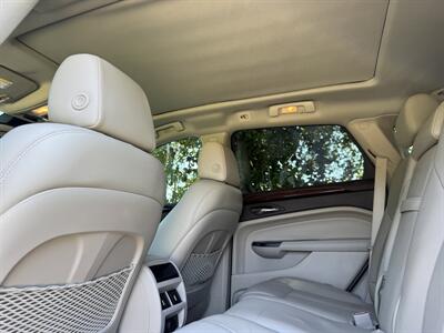 2015 Cadillac SRX Luxury Collection   - Photo 16 - Loganville, GA 30052