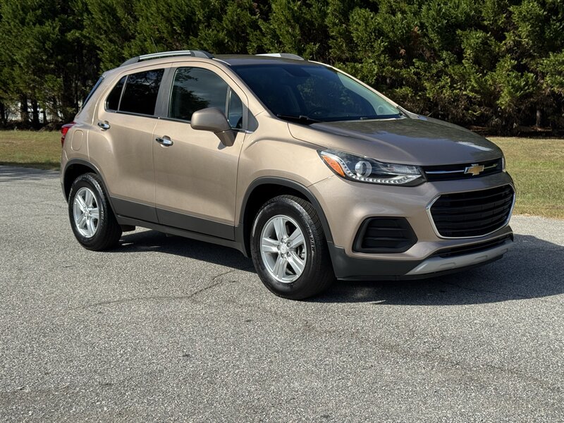 2018 Chevrolet Trax LT   - Photo 1 - Loganville, GA 30052