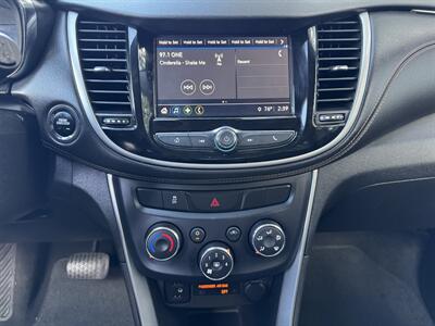 2018 Chevrolet Trax LT   - Photo 12 - Loganville, GA 30052