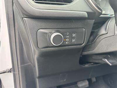 2020 Ford Escape SE   - Photo 9 - Loganville, GA 30052