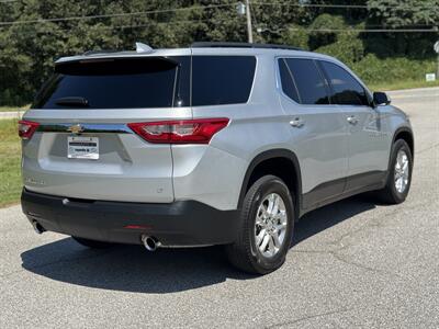 2021 Chevrolet Traverse LT Cloth   - Photo 4 - Loganville, GA 30052