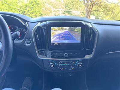 2021 Chevrolet Traverse LT Cloth   - Photo 15 - Loganville, GA 30052