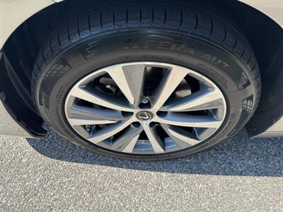 2021 Lexus ES 350 - Photo 19 - Loganville, GA 30052