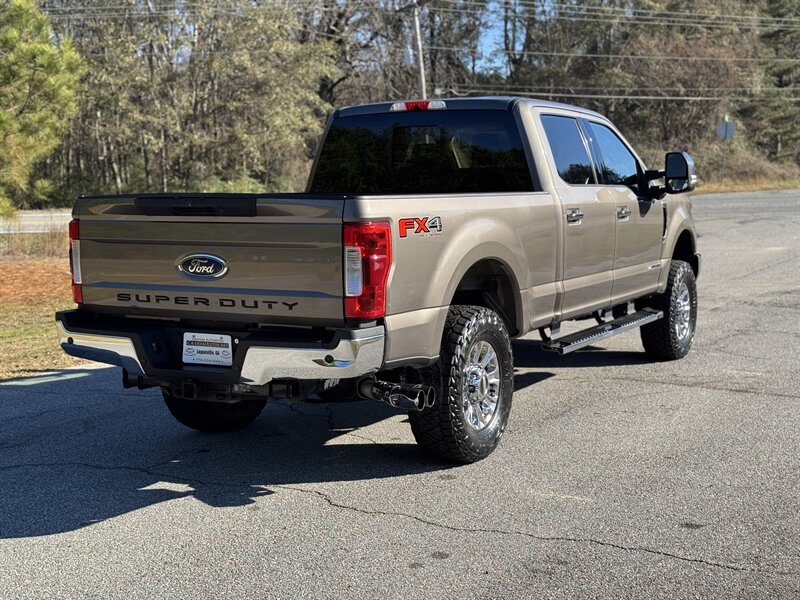 2019 Ford F-250 XLT photo 4