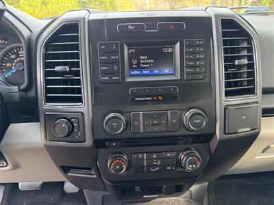 2017 Ford F-150 XLT  5.0 4X4 - Photo 13 - Loganville, GA 30052