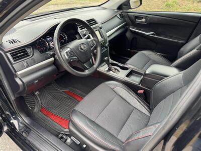 2017 Toyota Camry SE   - Photo 7 - Loganville, GA 30052