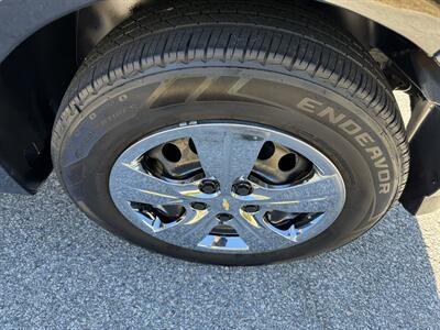 2020 Chevrolet Sonic LT   - Photo 18 - Loganville, GA 30052