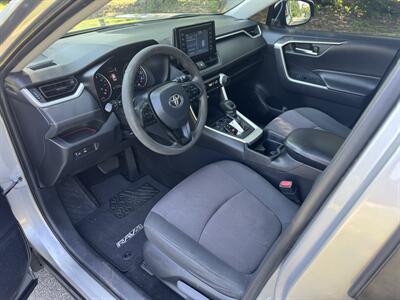 2019 Toyota RAV4 XLE   - Photo 7 - Loganville, GA 30052
