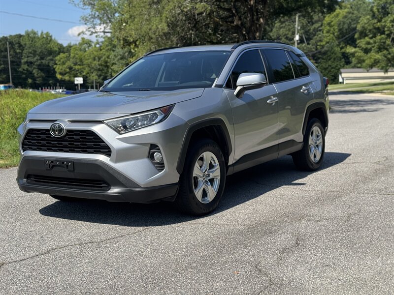 2019 Toyota RAV4 XLE - Photo 1 - Loganville, GA 30052
