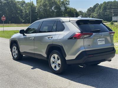 2019 Toyota RAV4 XLE   - Photo 4 - Loganville, GA 30052