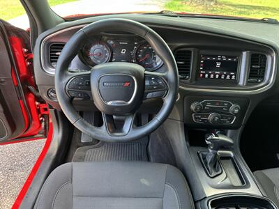 2018 Dodge Charger SXT   - Photo 10 - Loganville, GA 30052