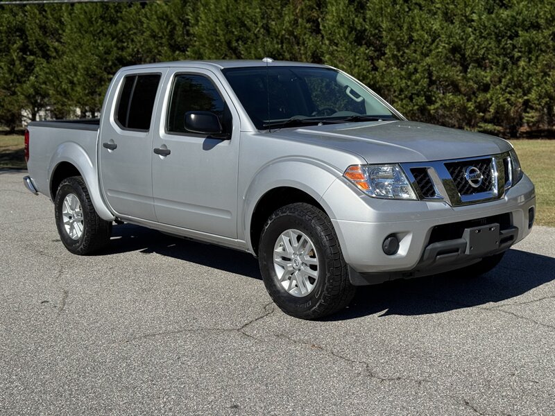 2016 Nissan Frontier SV V6 - Photo 1 - Loganville, GA 30052