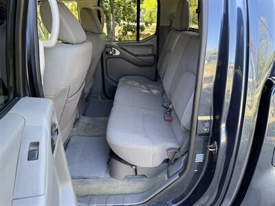 2016 Nissan Frontier SV V6   - Photo 18 - Loganville, GA 30052