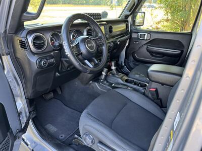2020 Jeep Gladiator Sport S   - Photo 7 - Loganville, GA 30052
