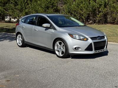 2014 Ford Focus Titanium   - Photo 1 - Loganville, GA 30052