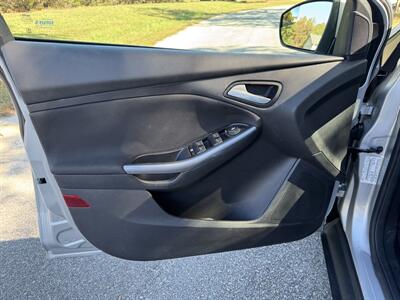 2014 Ford Focus Titanium   - Photo 8 - Loganville, GA 30052