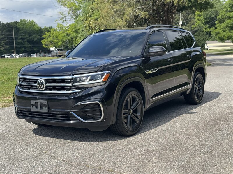 2021 Volkswagen Atlas 3.6L SE w/Tech R-Line's photo